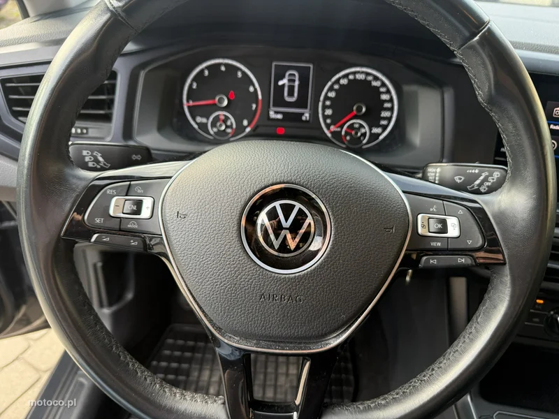 Volkswagen Polo VI AW 16