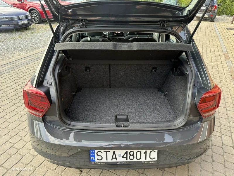 Volkswagen Polo VI AW 27