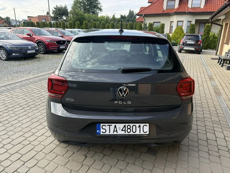 Volkswagen Polo VI AW 8