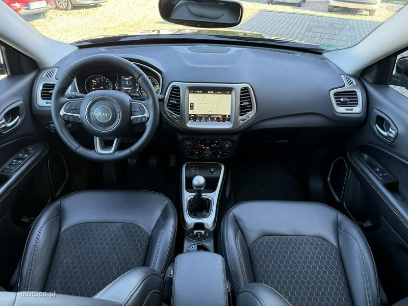 Jeep Compass 16