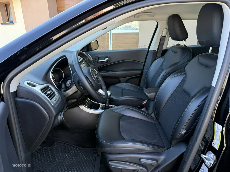 Jeep Compass 24