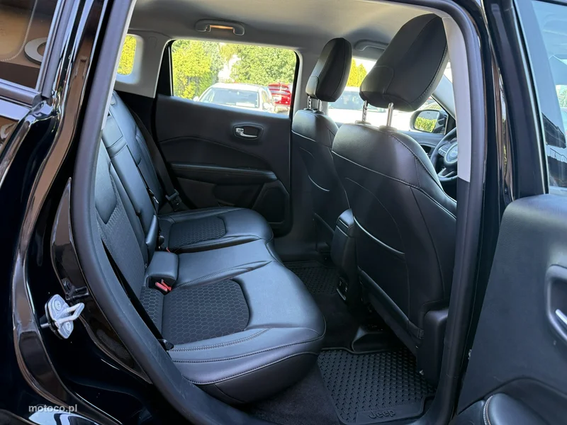 Jeep Compass 29