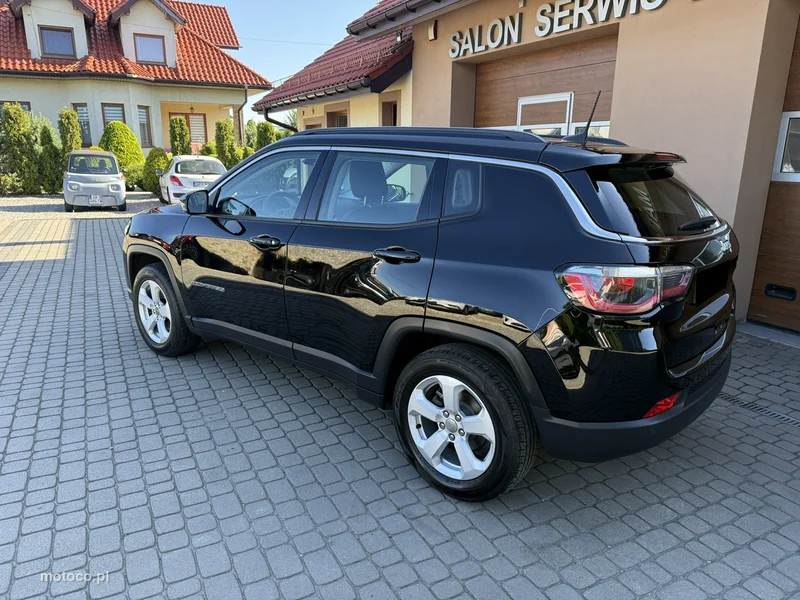 Jeep Compass 10