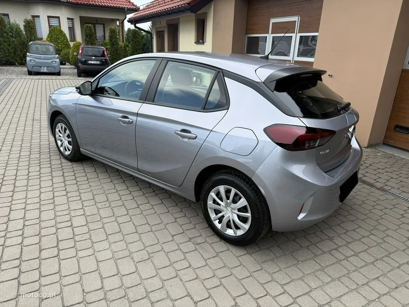 Opel Corsa F 10