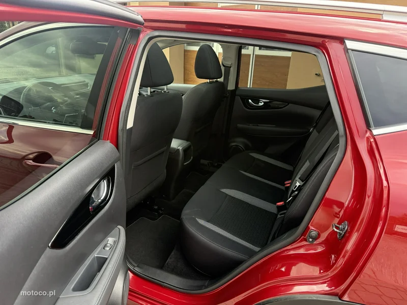 Nissan Qashqai 25