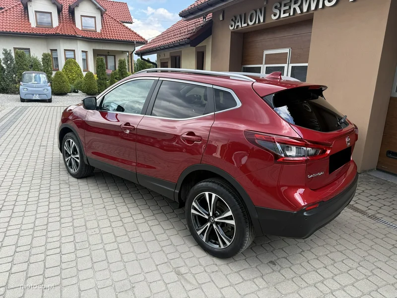 Nissan Qashqai 10