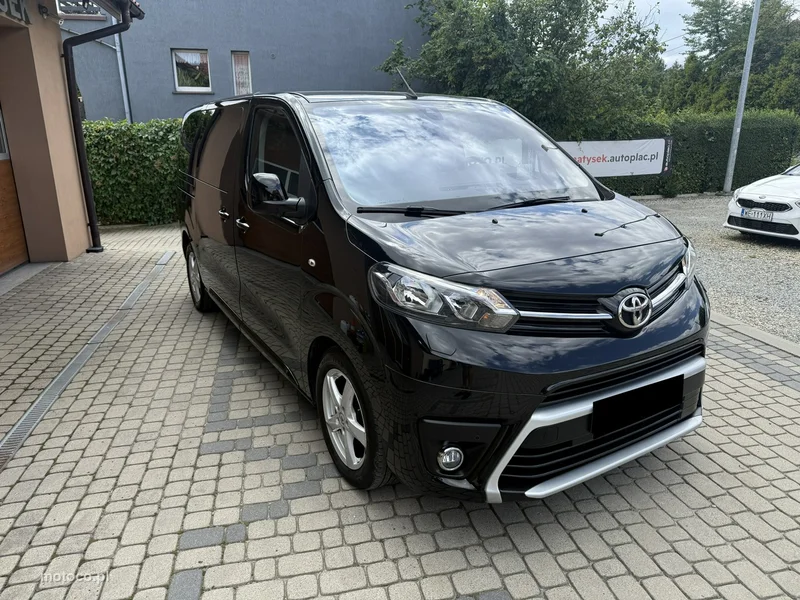 Toyota Proace (Verso) 3