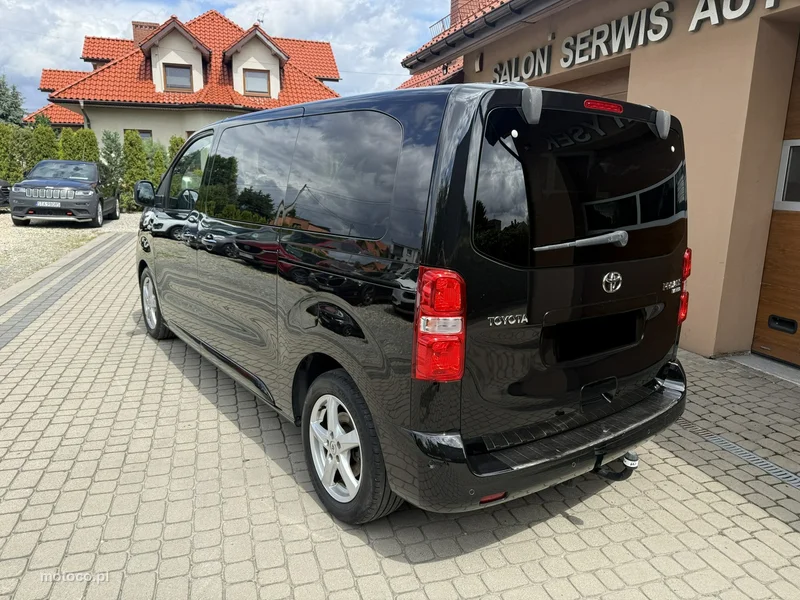 Toyota Proace (Verso) 9