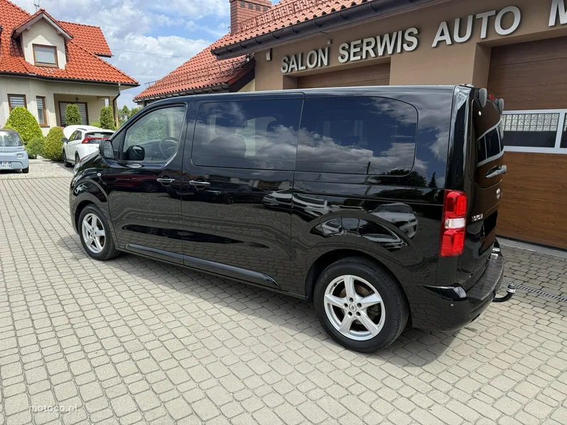 Toyota Proace (Verso) 10
