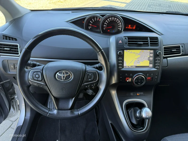 Toyota Verso 14