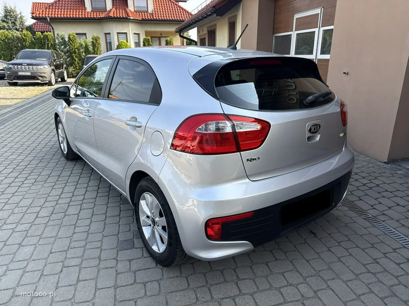 Kia Rio 9