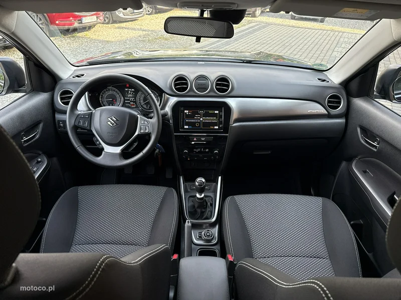 Suzuki Vitara 16