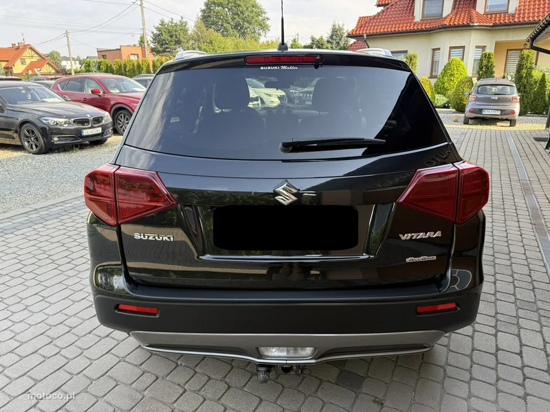 Suzuki Vitara 8