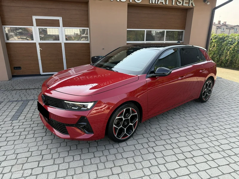 Opel Astra L 12