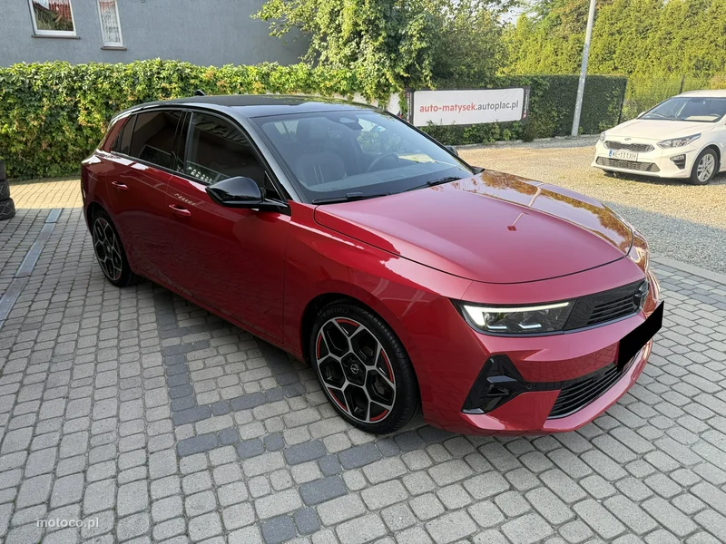 Opel Astra L 4