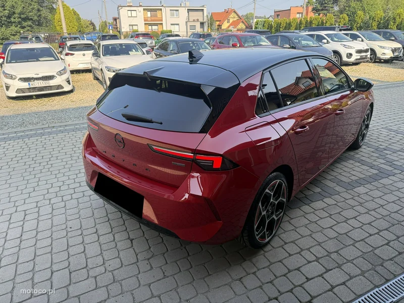 Opel Astra L 7