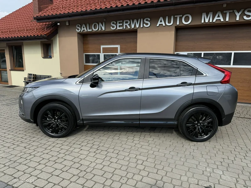 Mitsubishi Eclipse Cross 11