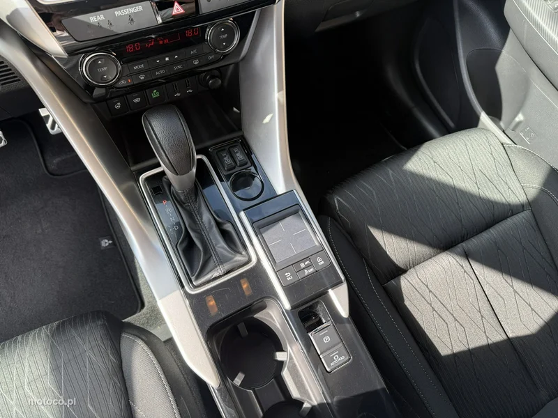 Mitsubishi Eclipse Cross 21