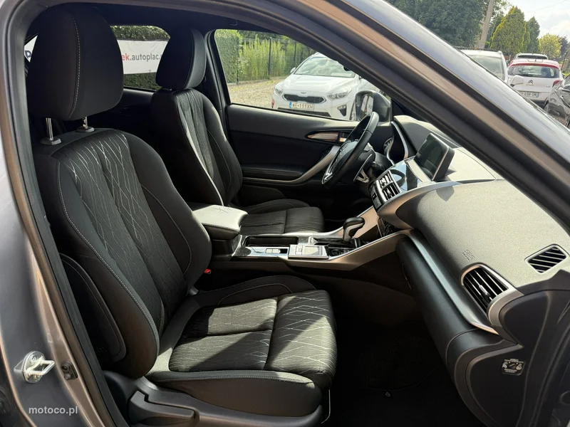 Mitsubishi Eclipse Cross 25