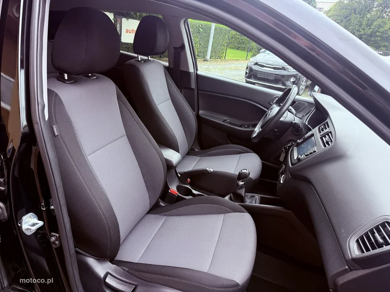 Hyundai i20 23