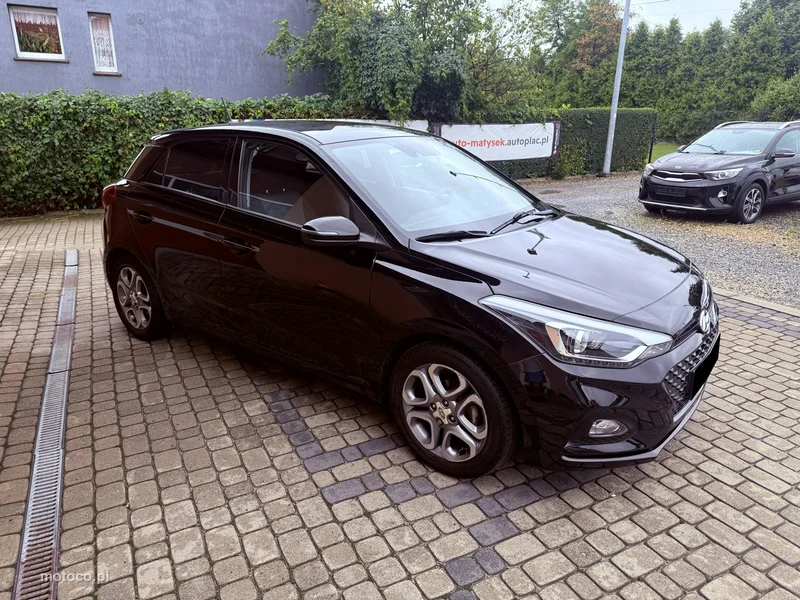 Hyundai i20 4