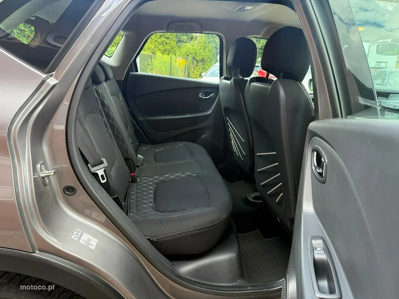 Renault Captur I 24