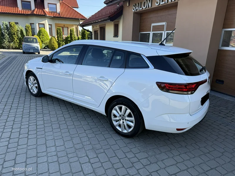 Renault Megane IV 10