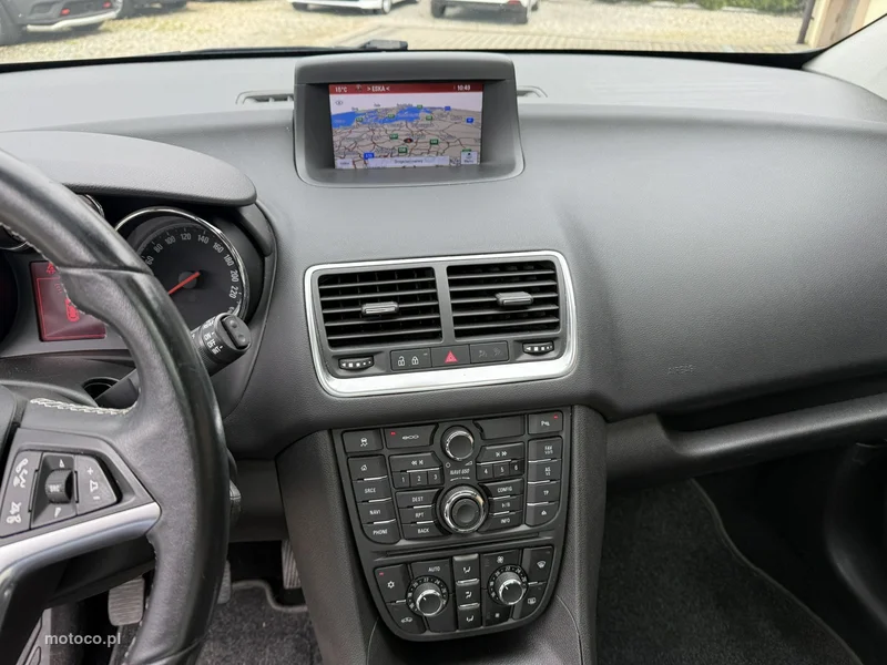 Opel Meriva B 16