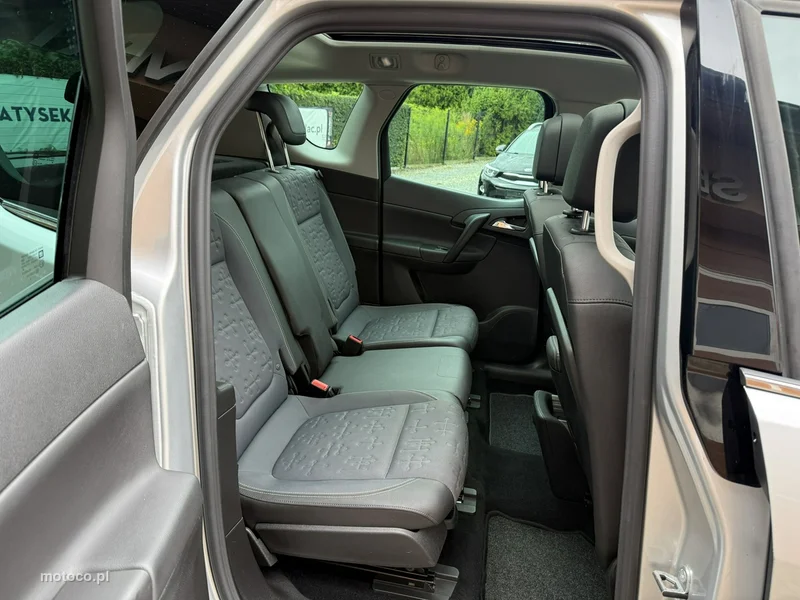 Opel Meriva B 23
