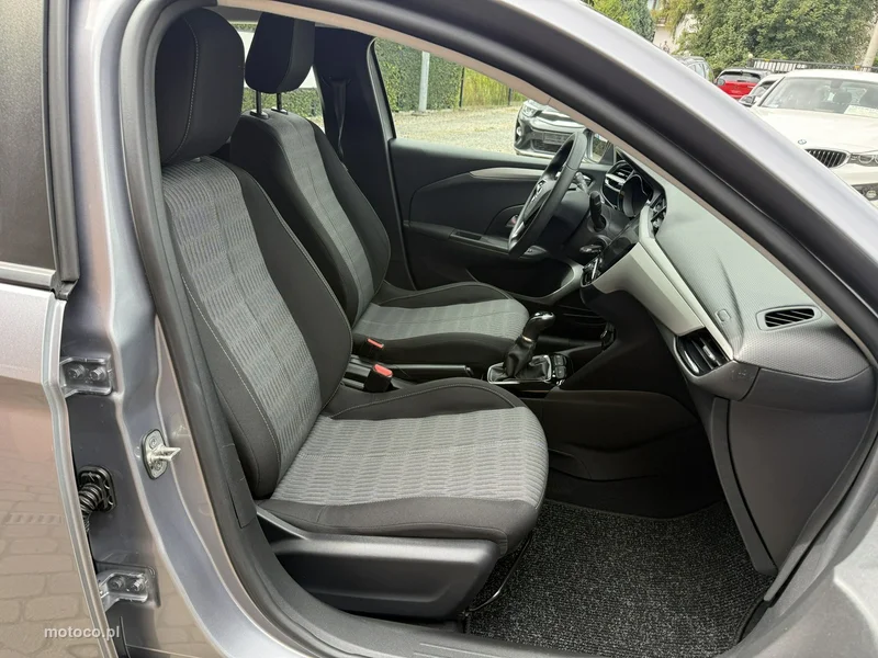 Opel Corsa F 22