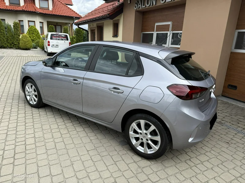 Opel Corsa F 10