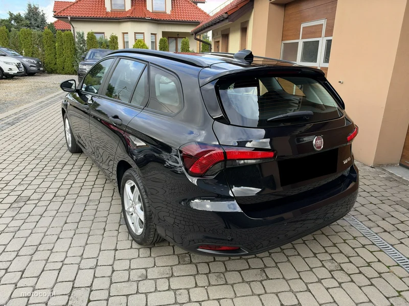 Fiat Tipo 9