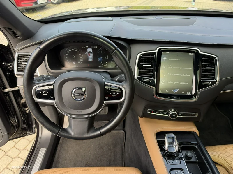 Volvo XC 90 15