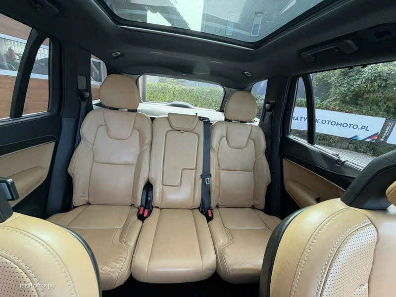 Volvo XC 90 26