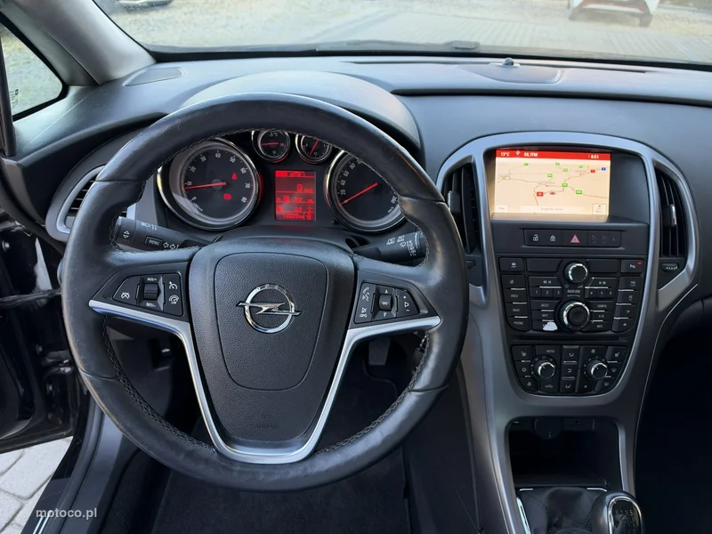 Opel Astra J 15