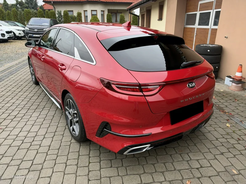 Kia Pro Cee'd 9