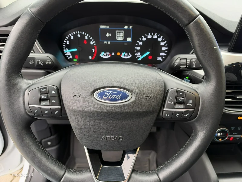 Ford Kuga III 16
