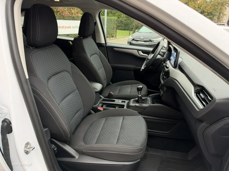 Ford Kuga III 22