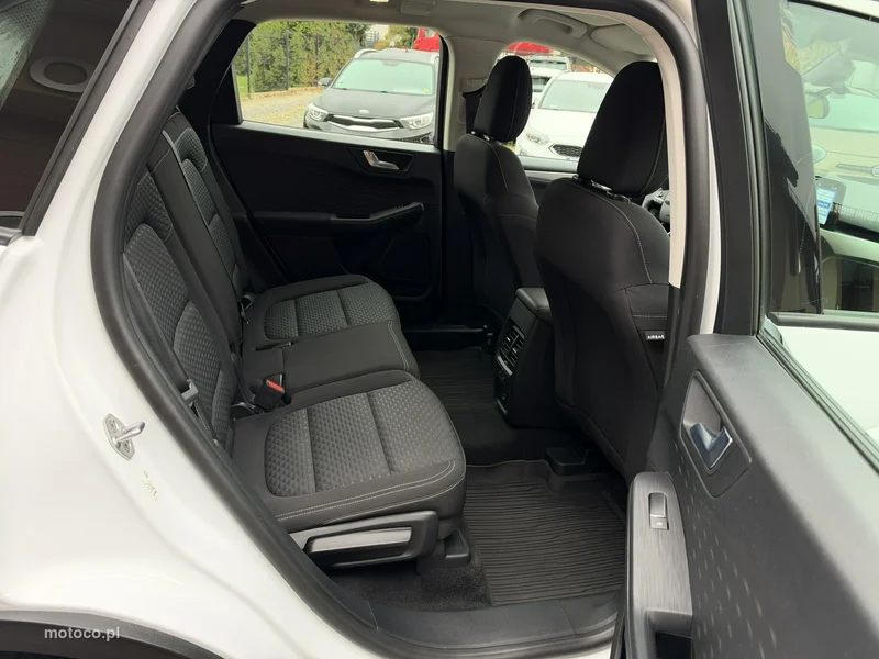 Ford Kuga III 25