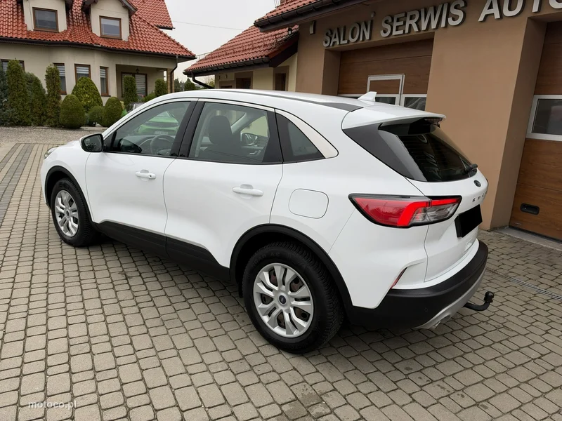 Ford Kuga III 10