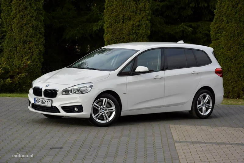 BMW Seria 2 F45 220 3