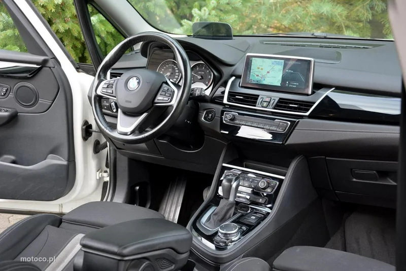 BMW Seria 2 F45 220 23