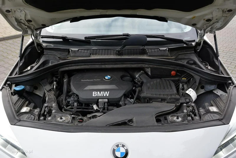 BMW Seria 2 F45 220 38