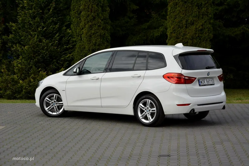 BMW Seria 2 F45 220 5
