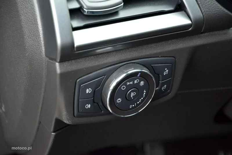 Ford Mondeo V 36
