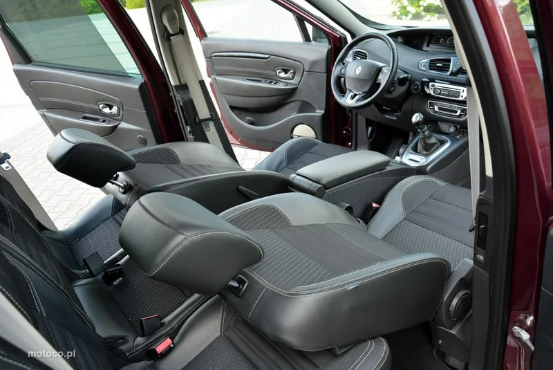 Renault Scenic III 22