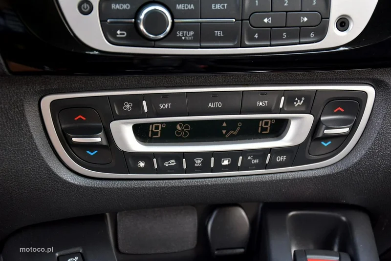Renault Scenic III 32