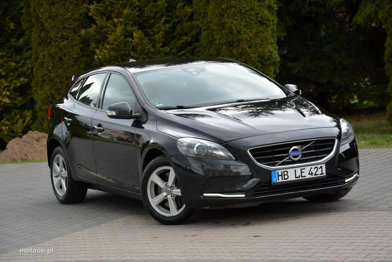 Volvo V40 10