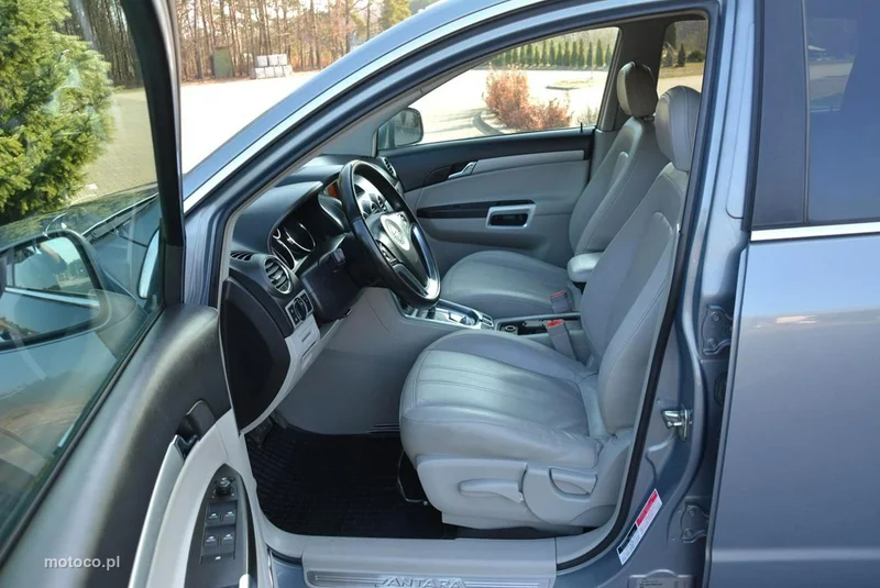 Opel Antara 18
