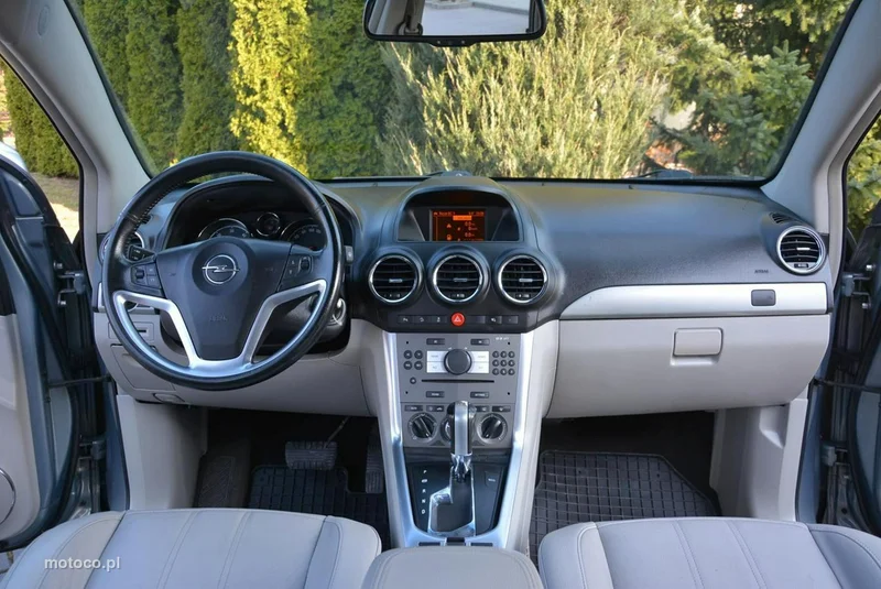 Opel Antara 21